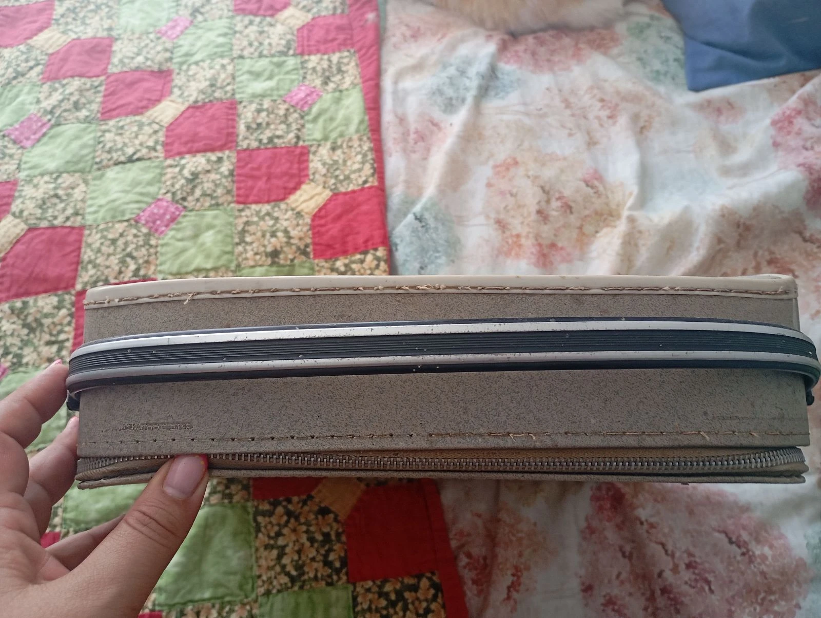 Maquina de escribir vintage  – photo 2